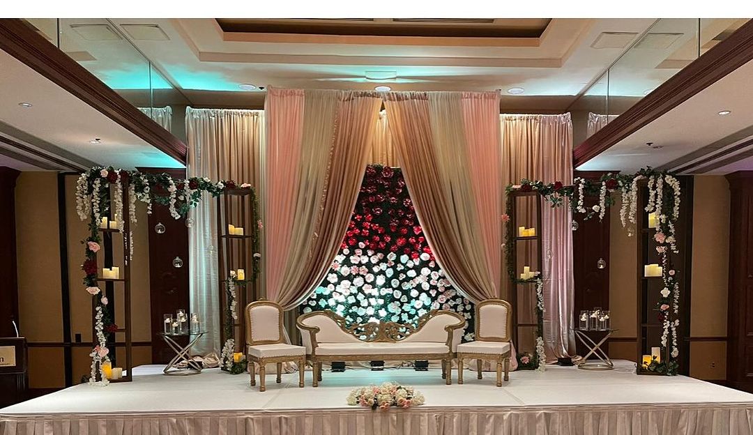 Liz decorations chantilly